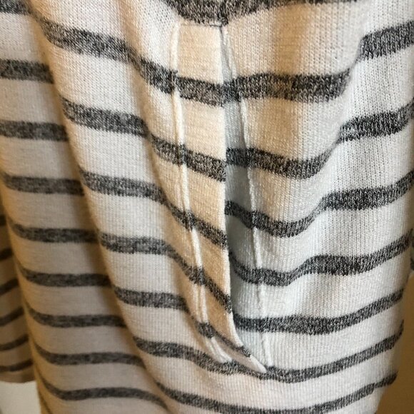 Banana Republic Hoodie Stripe Sweatshirt Kangaroo Pocket White & Grey Pullover - Picture 8 of 15